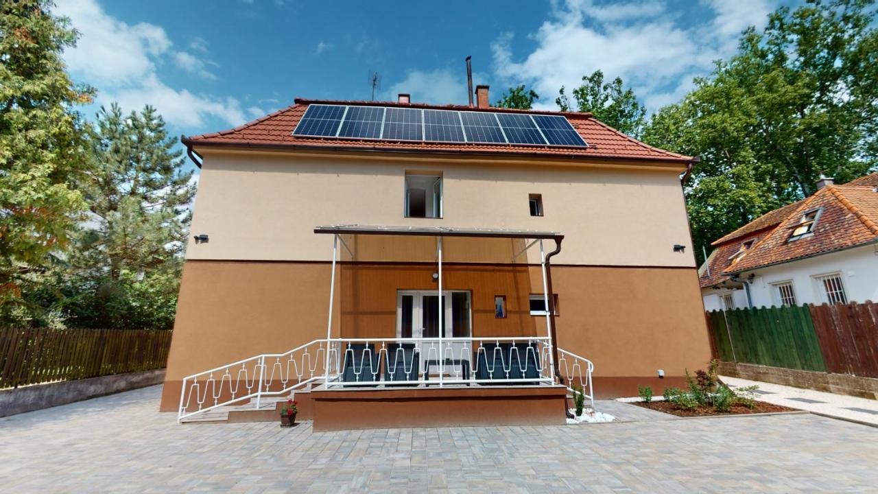 Family Apartman Miskolc Exterior foto